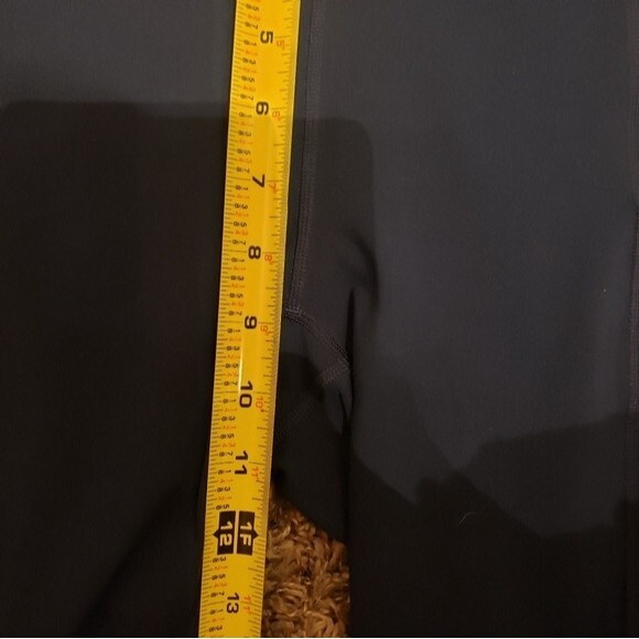 Fabletics PureLuxe High Waisted Capri Leggings Size XS - Picture 6 of 6